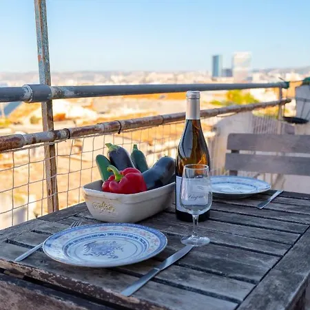 Terrasse Vue & Quartier Historique Vieux Port Apartment